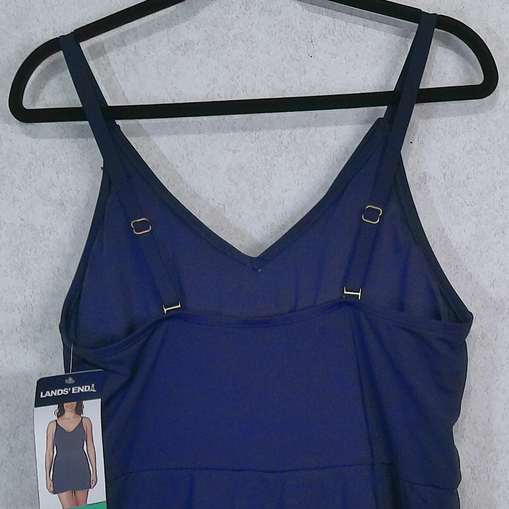 NWT Lands End Navy One Piece Swim Suit Adjust Straps, Built In Bra, Lining Sz XL - Picture 6 of 8